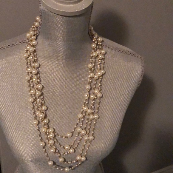 Faux pearl multi strand necklace - Picture 2 of 2